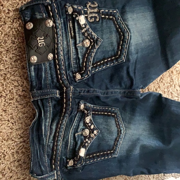 Jeans - Picture 2 of 2